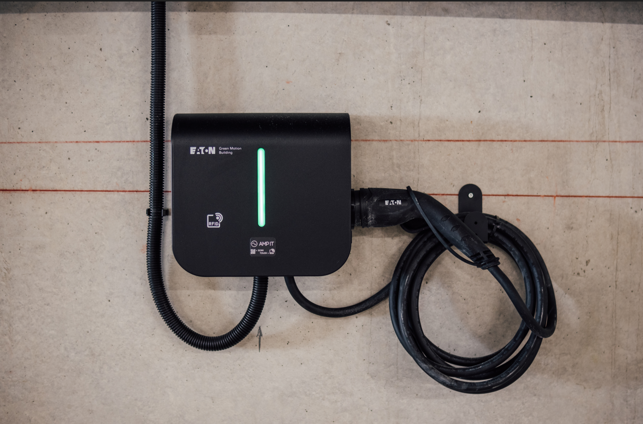 Eaton and AMP IT collaborate to offer electric vehicle charging as a service