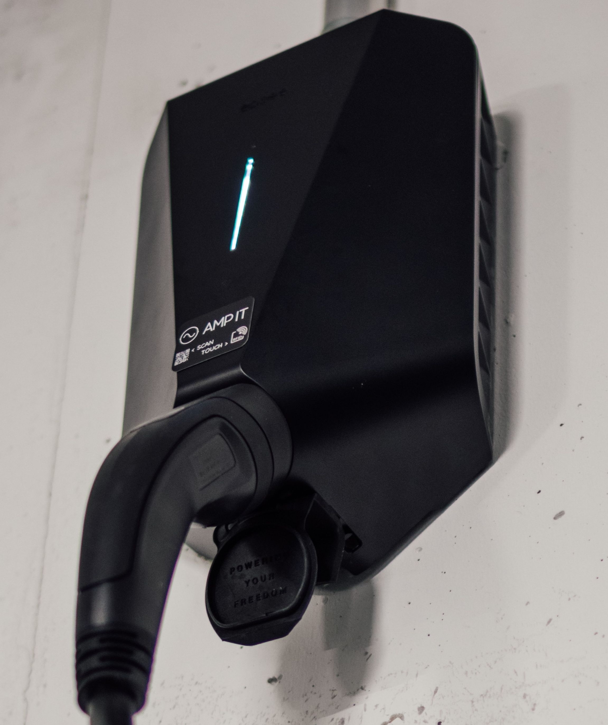 Borne de recharge AMP IT